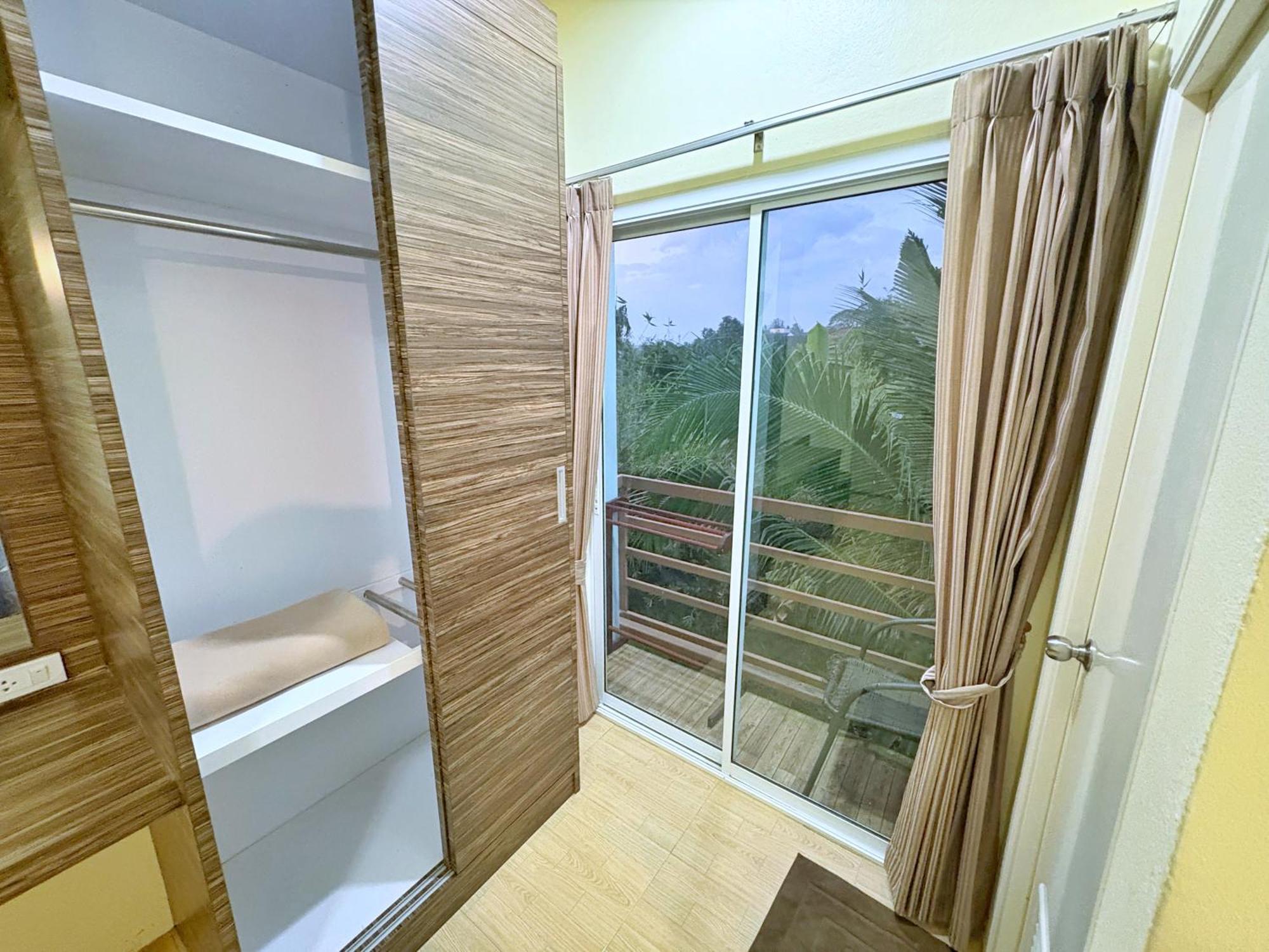 Ava Hill Krabi town
