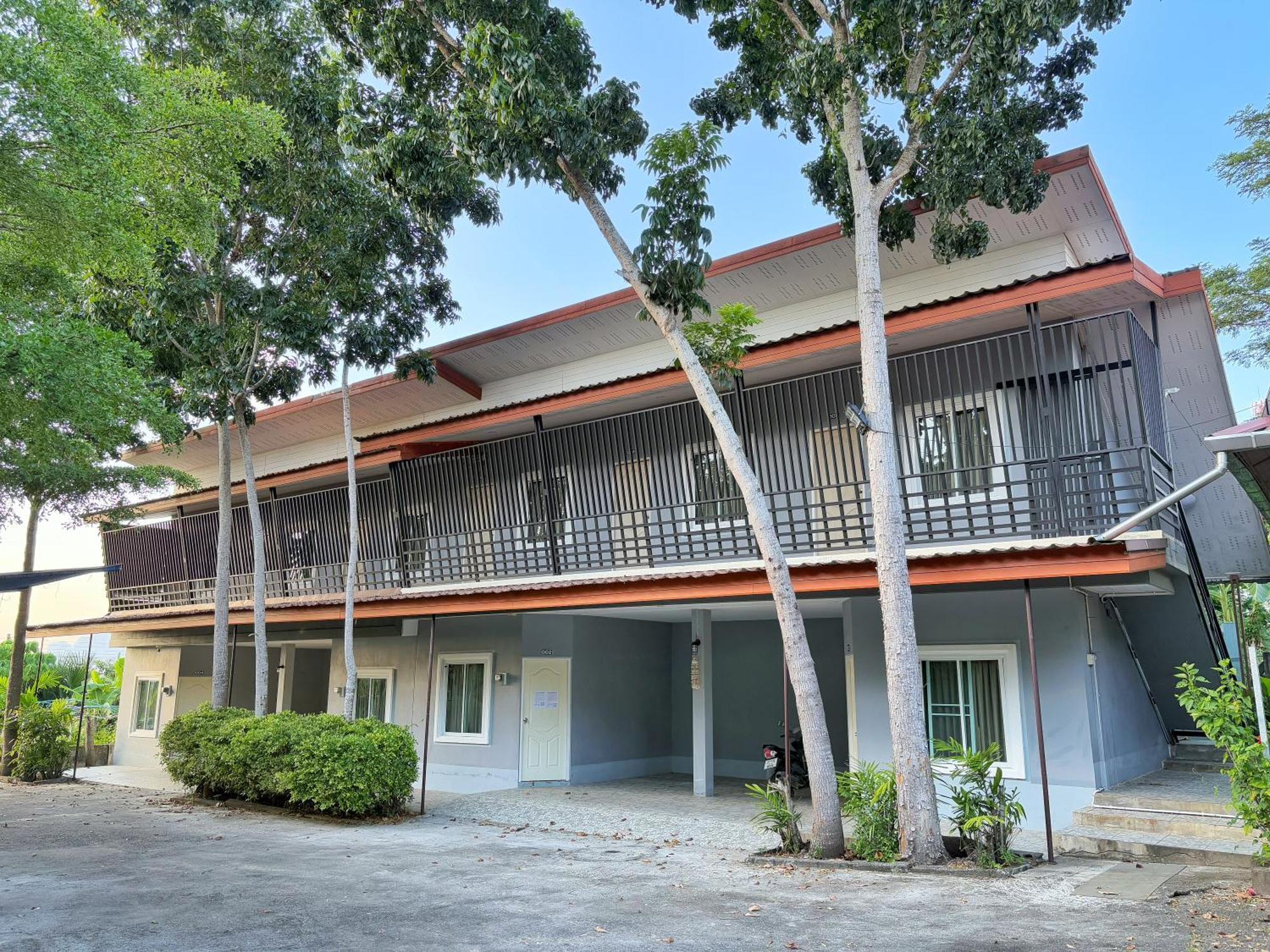 Ava Hill Krabi town